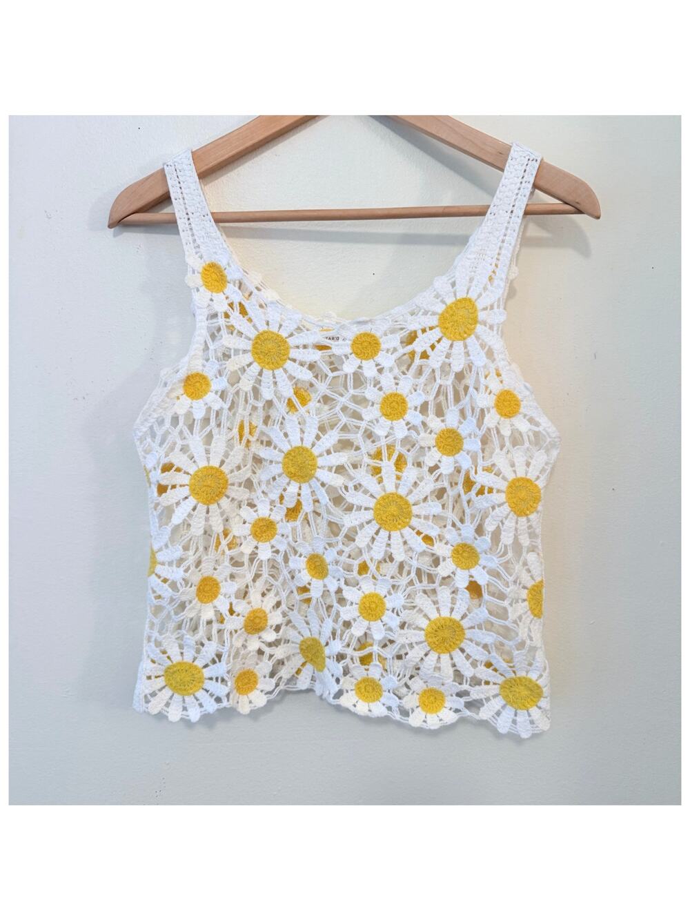 Altar’d State Daisy Crochet Tank Top XS White Yellow Floral Boho